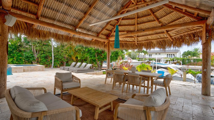 **Tropical Paradise in The Cove: The Ultimate Waterfront - photo 5