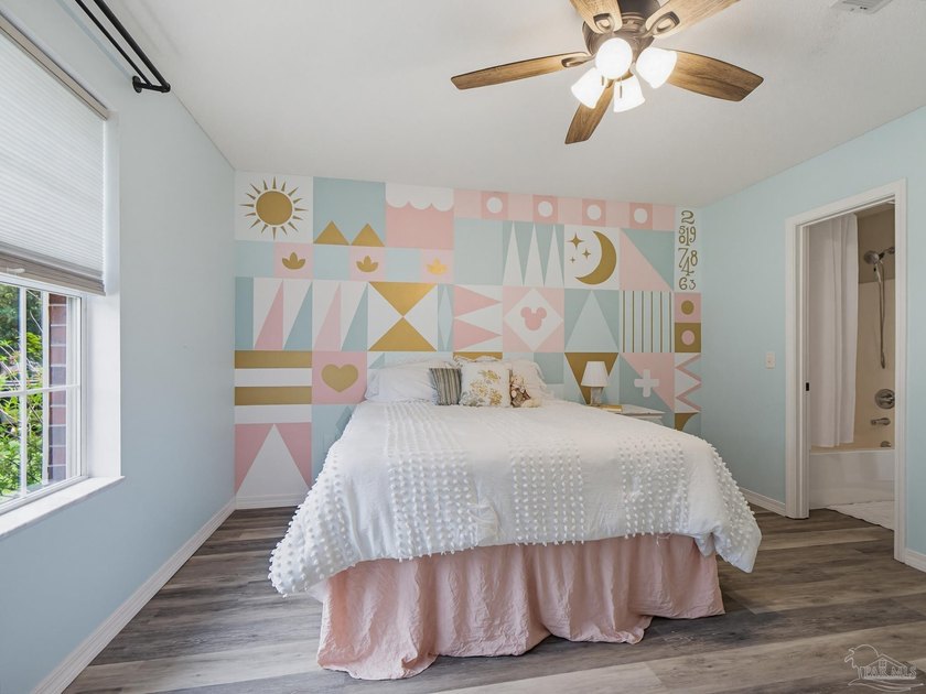 Property is located in the beautiful, tree-lined community of - photo 45