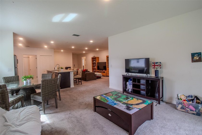 Short Sale. Short Sale Lender Approval Required. Beautiful - photo 12