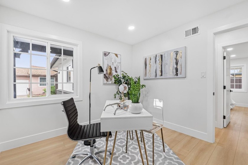 Welcome to this charming 4-bedroom, 2-bathroom home located in - photo 13