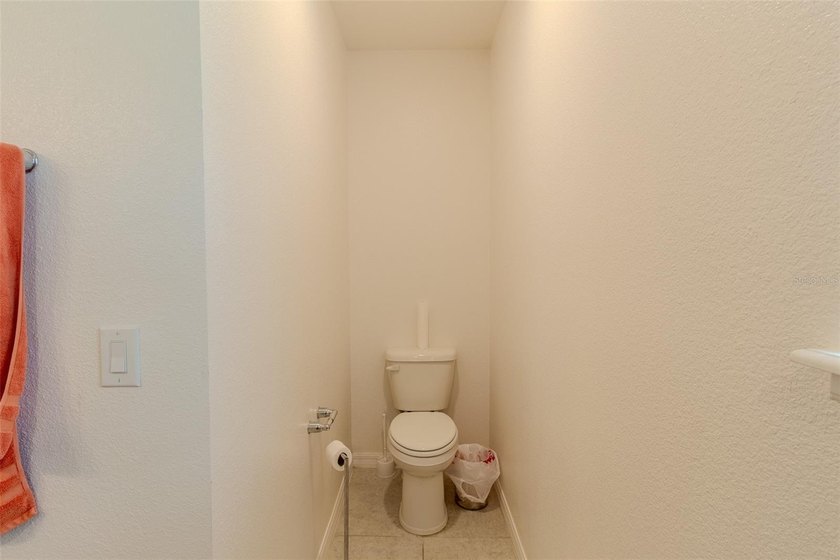 Short Sale. Short Sale Lender Approval Required. Beautiful - photo 17