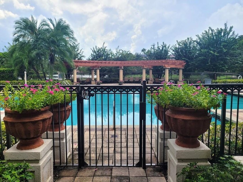 Discover a prime investment opportunity with this - photo 18
