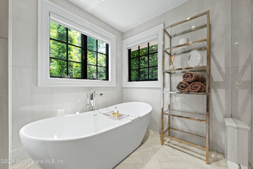 Welcome to 44 Annfield Court, a stunning 2019-built luxury - photo 25