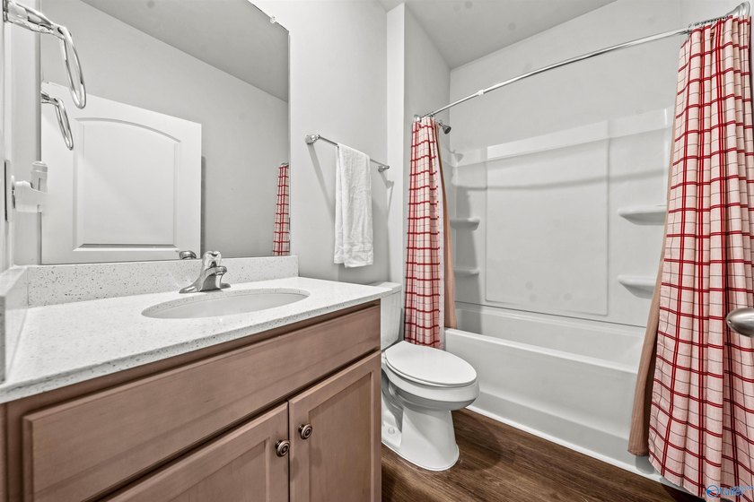 Great location near Research Park Blvd. Upgraded, 3 year old - photo 28