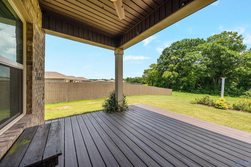 Great location near Research Park Blvd. Upgraded, 3 year old - photo 33