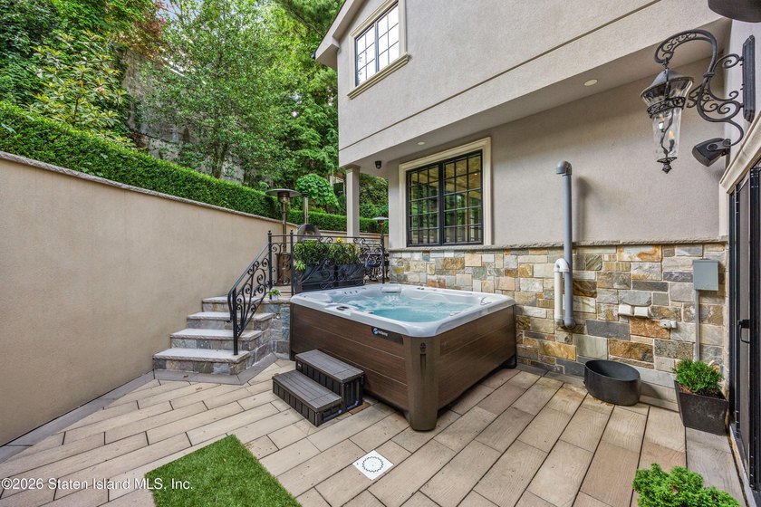 Welcome to 44 Annfield Court, a stunning 2019-built luxury - photo 40