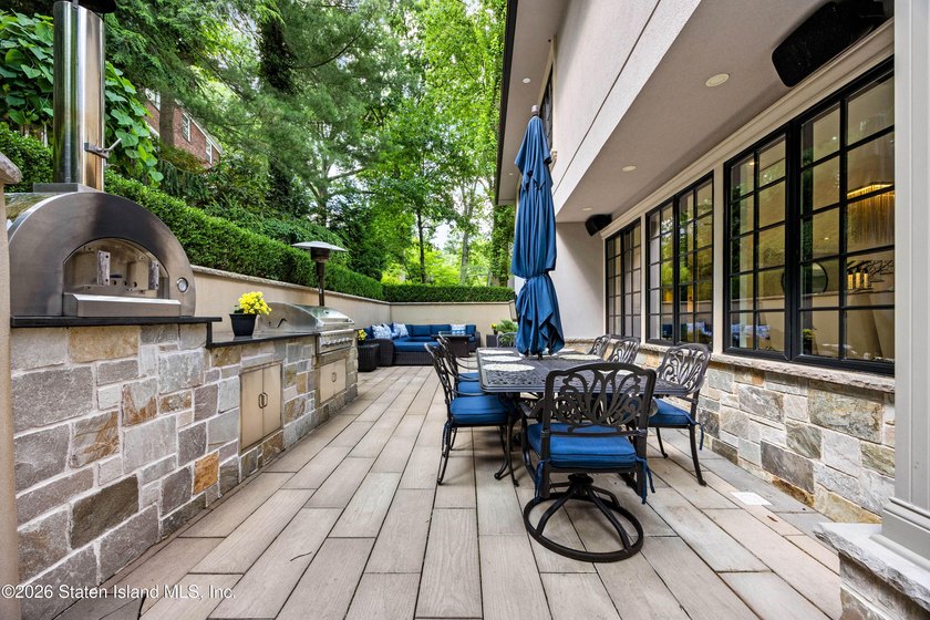 Welcome to 44 Annfield Court, a stunning 2019-built luxury - photo 44