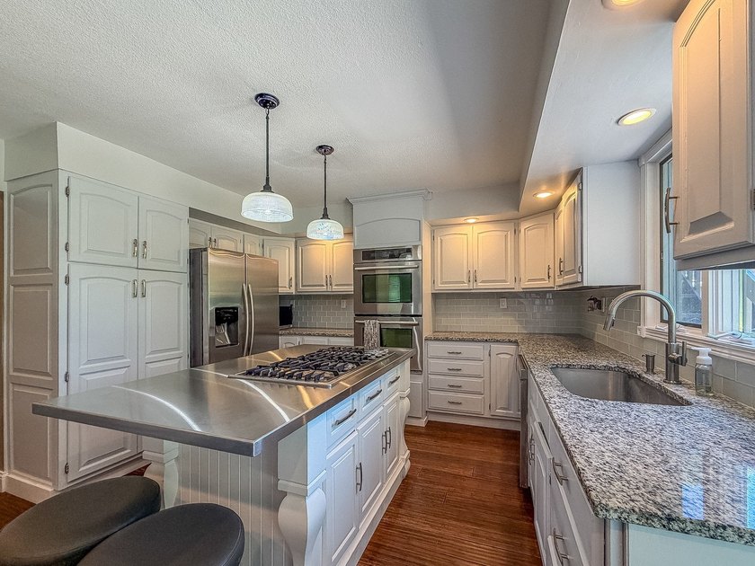 Spacious 4 bedroom, 2.5 bath home with a 4 car garage on over - photo 21