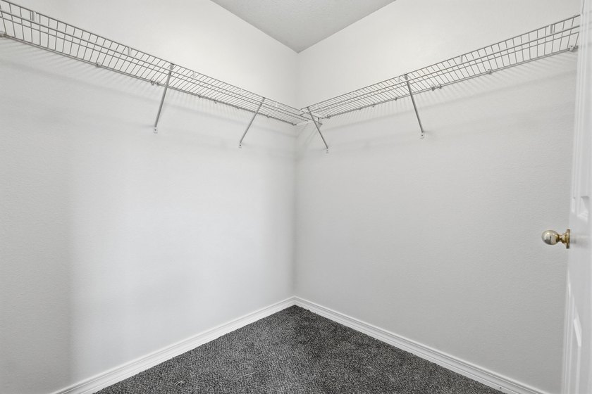 Welcome home to this beautifully maintained brick residence - photo 27