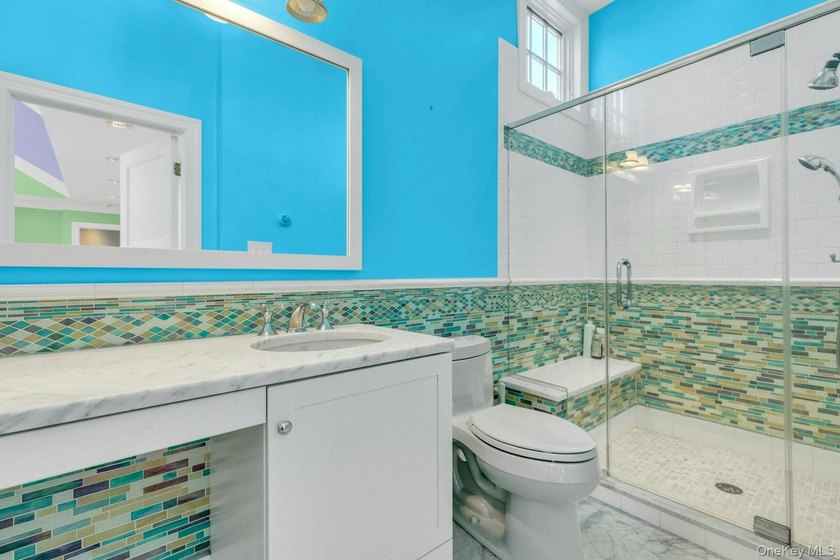 Enjoy the splendor and many amenities of your private country - photo 36