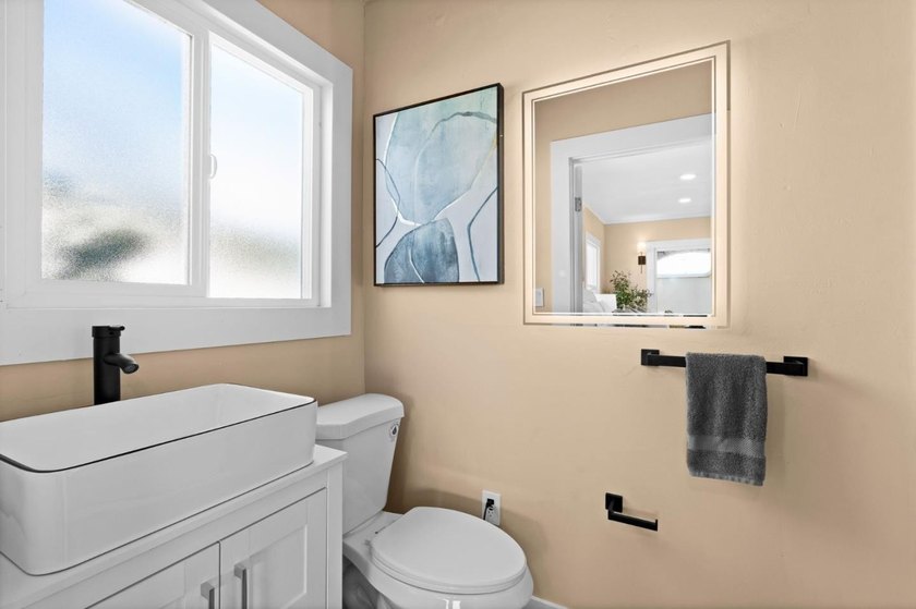 Transparent Pricing! This charming and spacious home w/ an ADU - photo 16