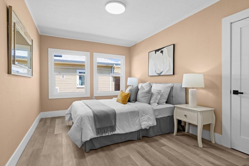 Transparent Pricing! This charming and spacious home w/ an ADU - photo 18