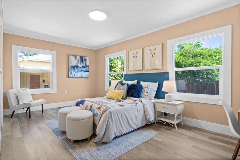 Transparent Pricing! This charming and spacious home w/ an ADU - photo 19