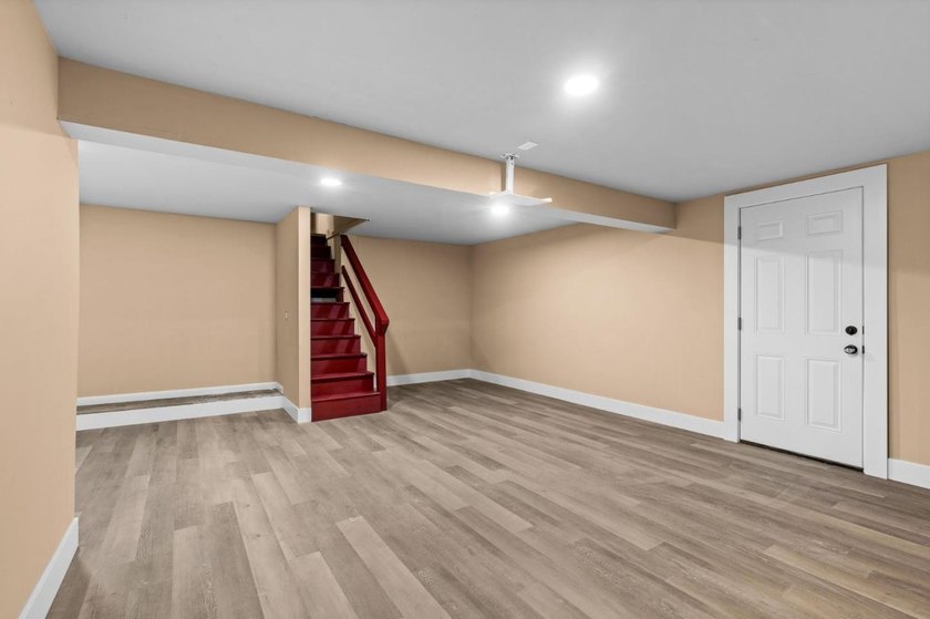 Transparent Pricing! This charming and spacious home w/ an ADU - photo 22