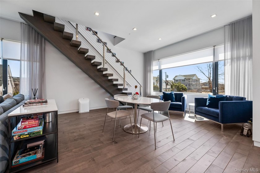 Experience unparalleled luxury in this custom modern estate - photo 23