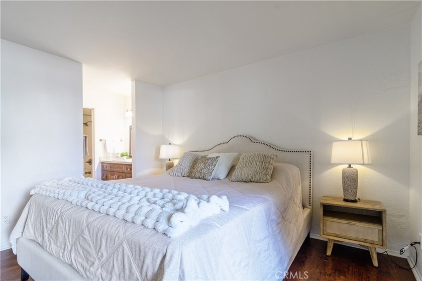 Welcome to 14 Corniche, Unit 8, an exquisitely remodeled luxury - photo 38