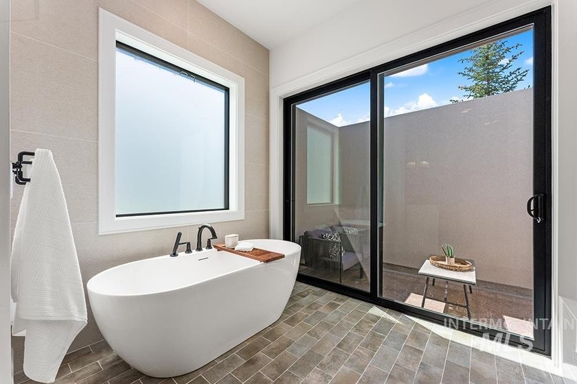A stunning custom home in the esteemed Terra View community, set - photo 16
