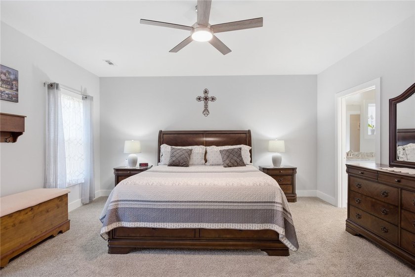 AVG POWER BILL OF $150/month on a 3300+ sqft house?! Take a - photo 17