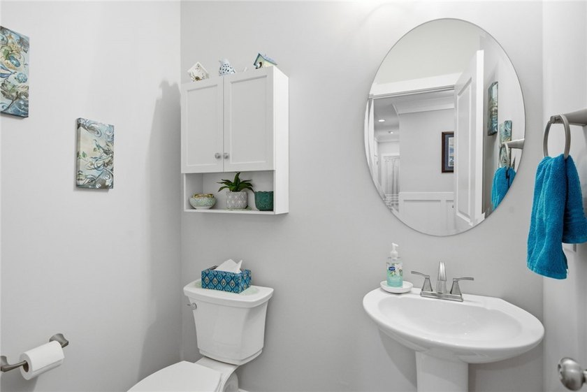AVG POWER BILL OF $150/month on a 3300+ sqft house?! Take a - photo 26