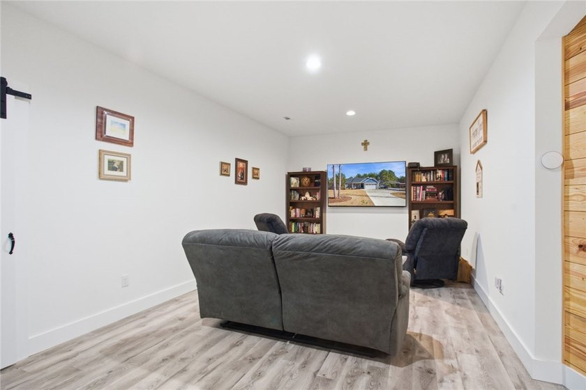 AVG POWER BILL OF $150/month on a 3300+ sqft house?! Take a - photo 28