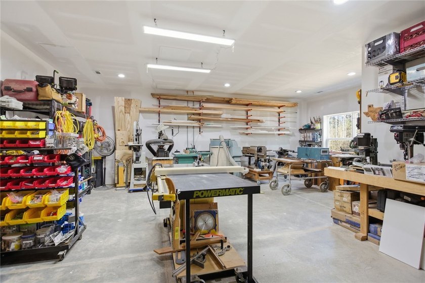 AVG POWER BILL OF $150/month on a 3300+ sqft house?! Take a - photo 30