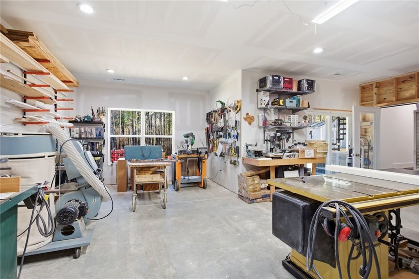 AVG POWER BILL OF $150/month on a 3300+ sqft house?! Take a - photo 32