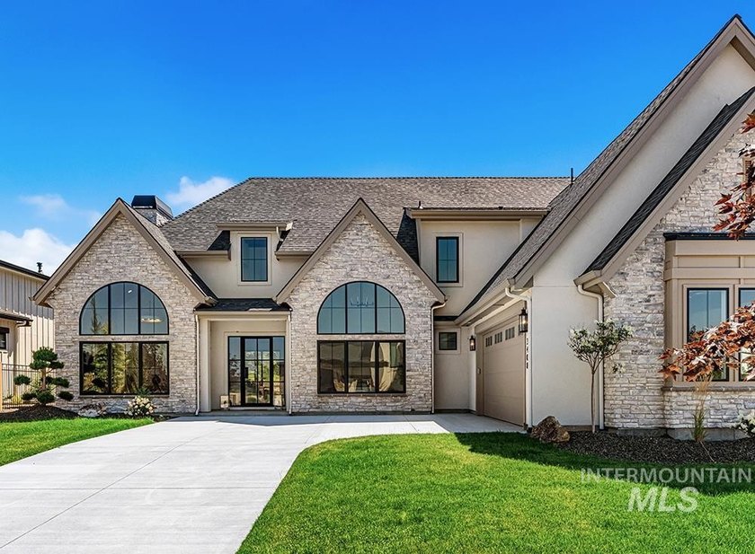 A stunning custom home in the esteemed Terra View community, set - photo 36