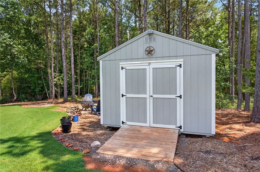 AVG POWER BILL OF $150/month on a 3300+ sqft house?! Take a - photo 39