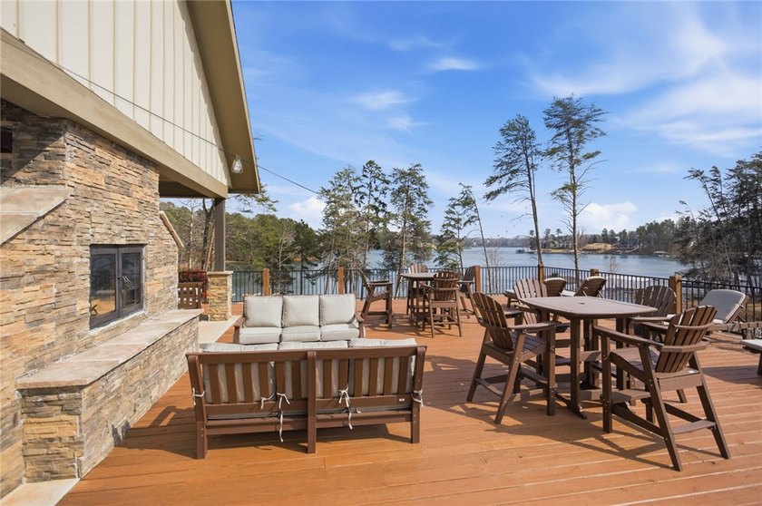 AVG POWER BILL OF $150/month on a 3300+ sqft house?! Take a - photo 46