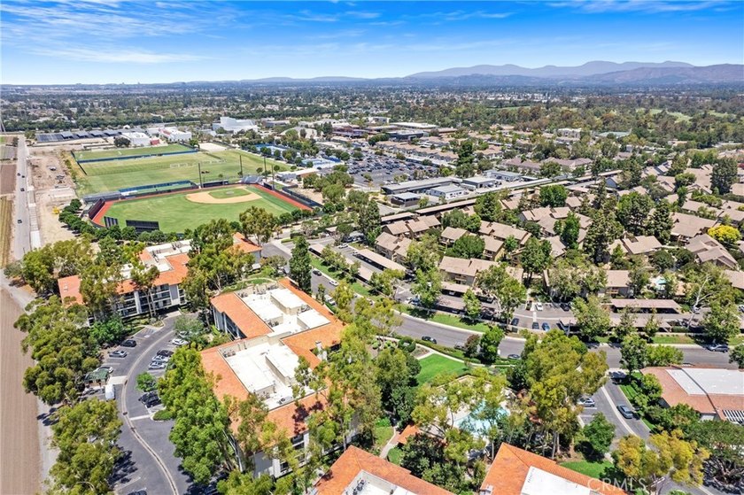 Welcome to Orange Tree Terrace, one of Irvine's most - photo 23