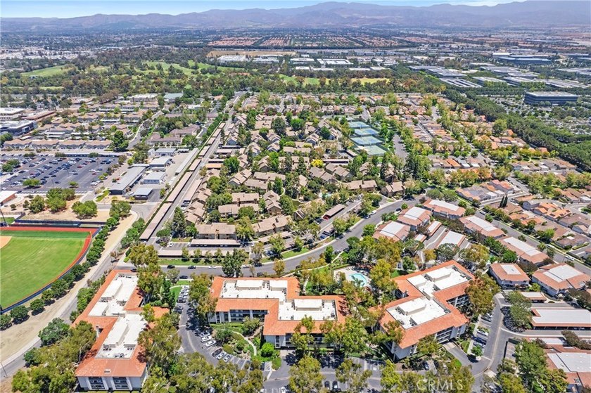 Welcome to Orange Tree Terrace, one of Irvine's most - photo 24