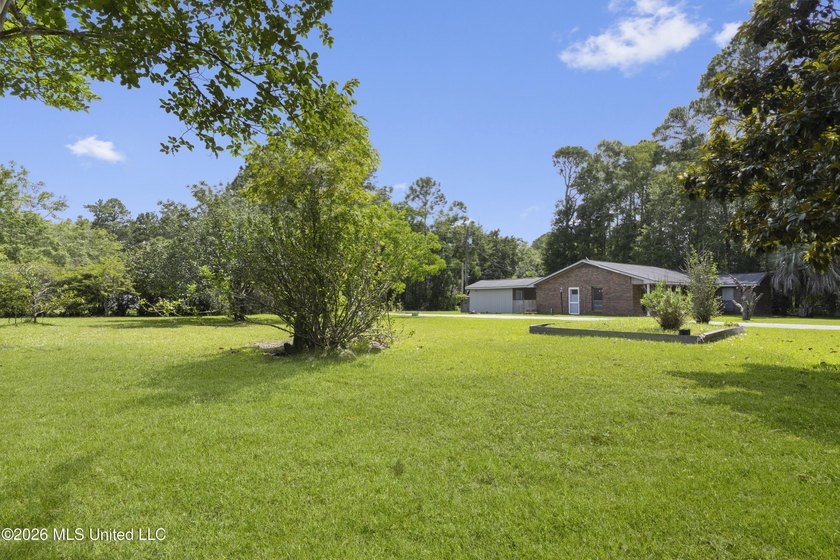 Great Brick Home with an Additional Lot! Enjoy extra space and - photo 29