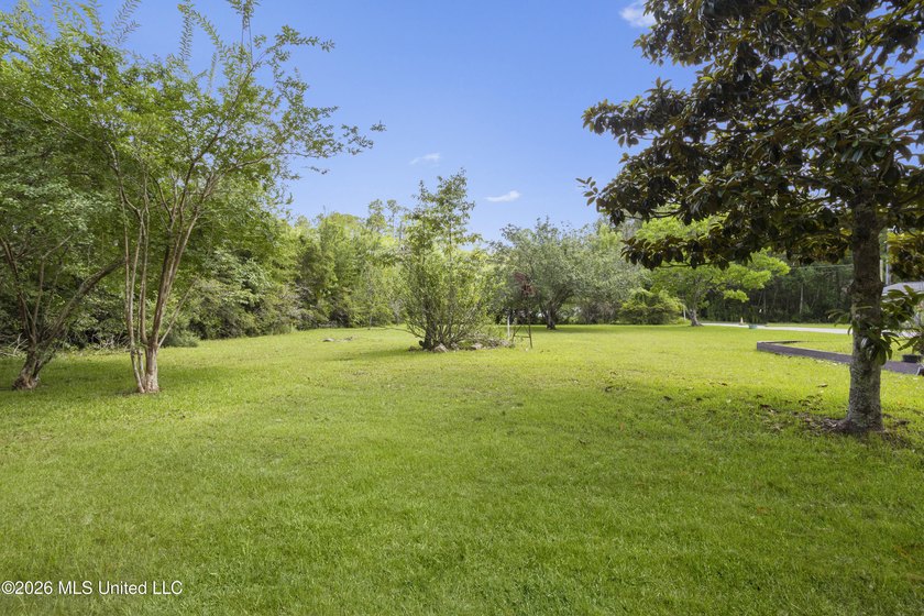 Great Brick Home with an Additional Lot! Enjoy extra space and - photo 35