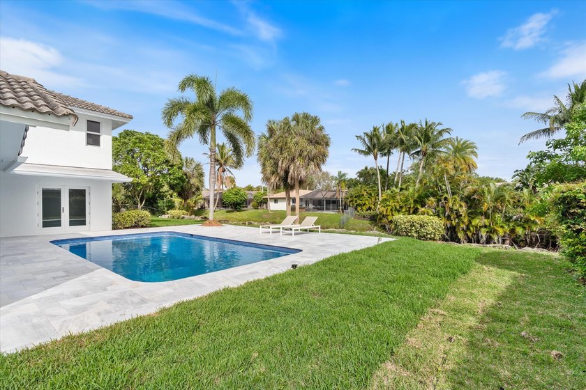Lovingly referred to as the *artists home*, this 4 bedroom 3 - photo 47