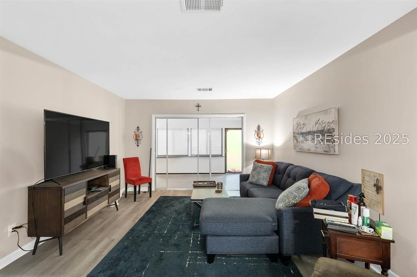 Amazing opportunity to live in the waterfront community of Marsh - photo 17