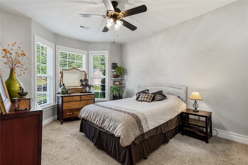 Welcome to Lexington Pointe, where everyday living feels like a - photo 25