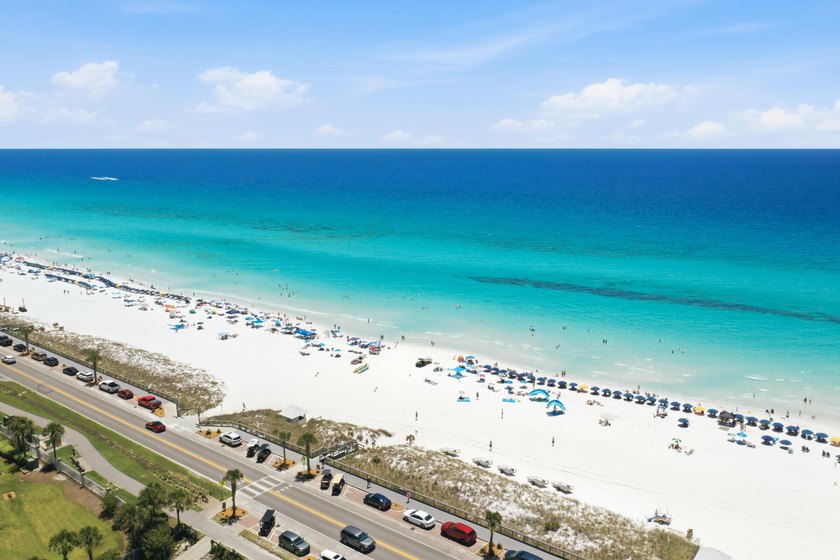 Experience living coastal at it's finest in this beautifully - photo 28