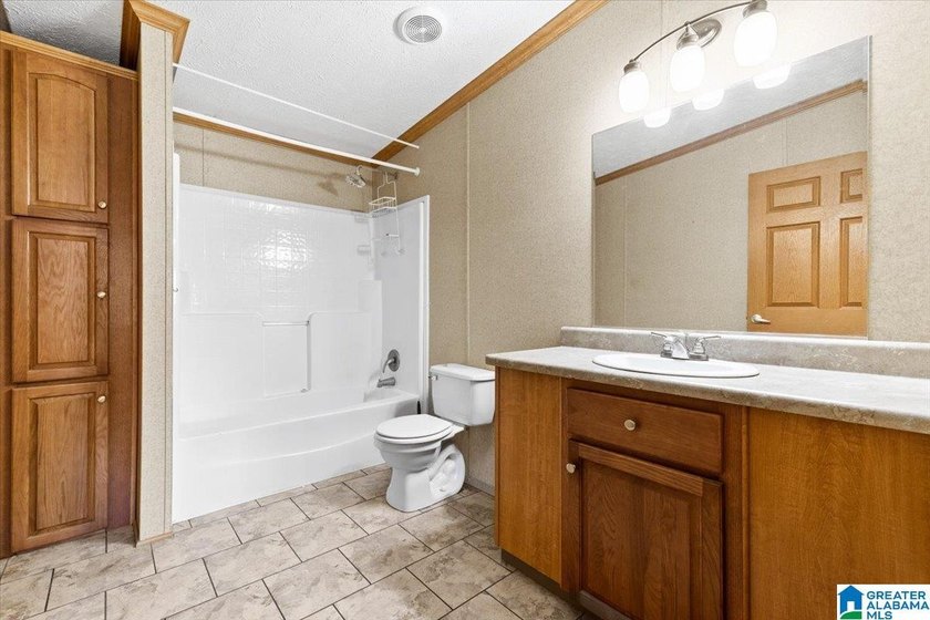 Welcome home to this beautifully maintained, handicap-accessible - photo 29