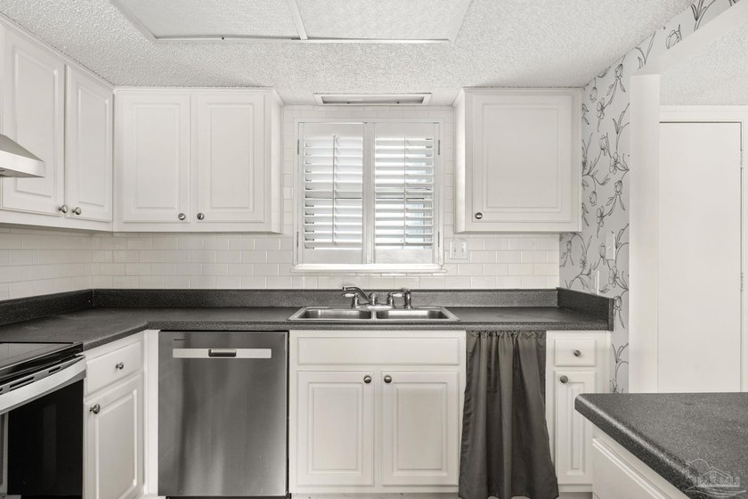 Offering Both BEACH and BOATING - Coastal Living at Its Best! - photo 22