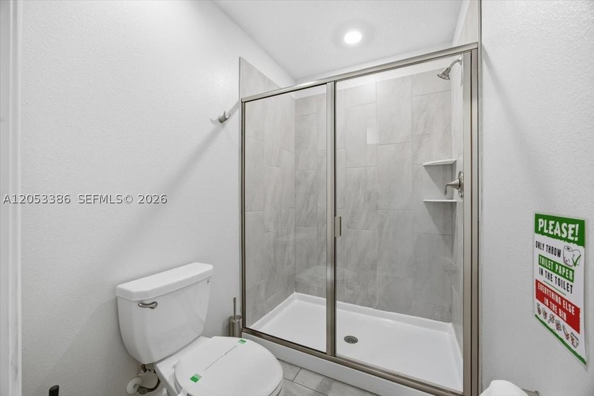 TURNKEY - FULLY FURNISHED - READY TO PRODUCE INCOME - SELLER - photo 30