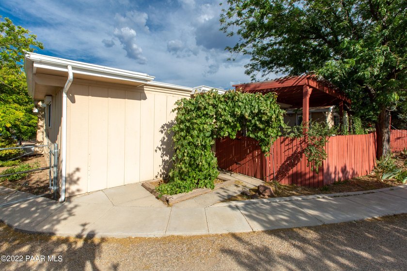 Granite Mountain views minutes from downtown Prescott! - photo 30