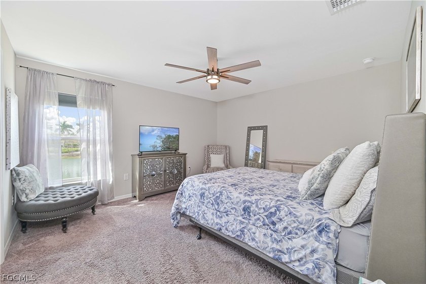 Beautiful 3-bedroom, 2.5-bath townhome with a 2-car garage - photo 22