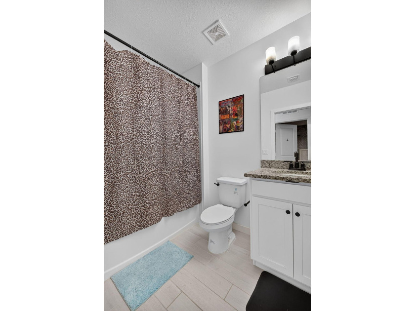 Built in 2023, this beautifully maintained 3-bedroom, 2 - photo 24