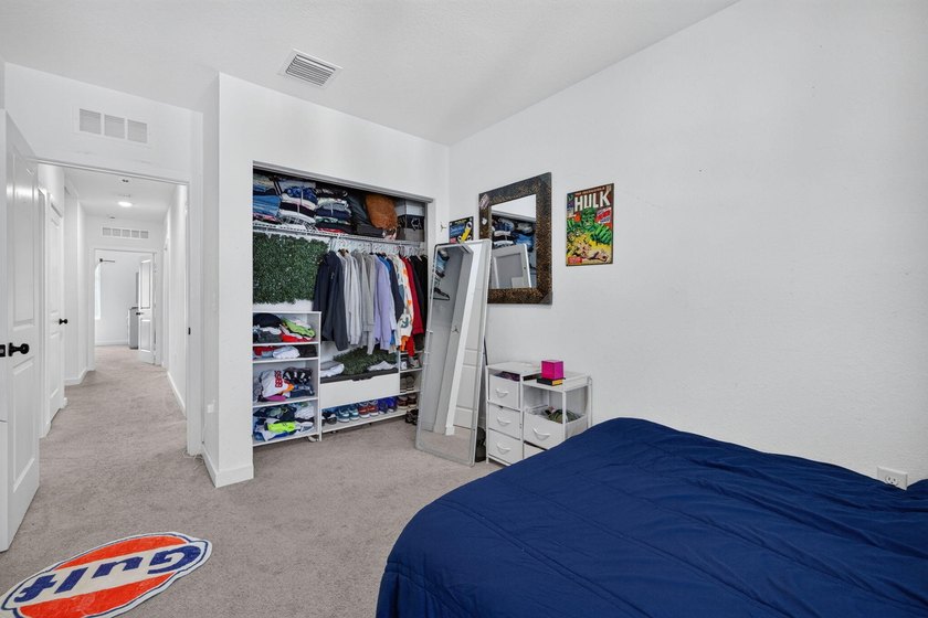 Built in 2023, this beautifully maintained 3-bedroom, 2 - photo 27