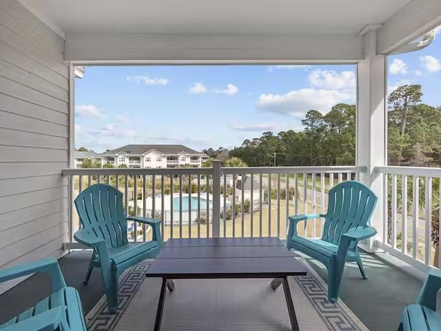 1 CAR GARAGE INCLUDED, PERFECTLY LOCATED, METICULOUSLY MAINT - photo 28