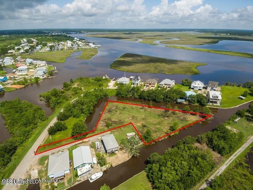 Discover the ultimate waterfront property that offers an - photo 17