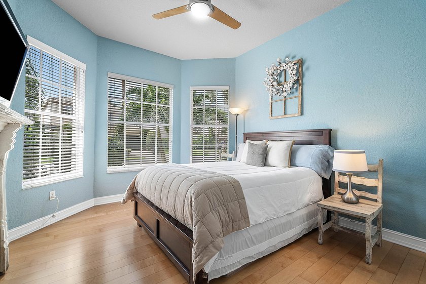 Welcome to this beautifully appointed Onyx model in the highly - photo 29