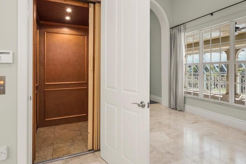 Welcome to an extraordinary estate in Pine Ridge, where over 8 - photo 42