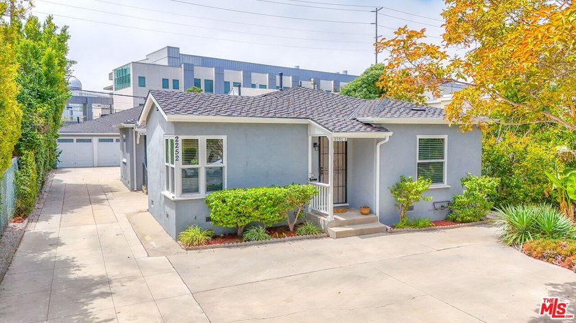 OPPORTUNITY KNOCKS!!! Turn-Key investment opportunity!!! A rare - photo 3