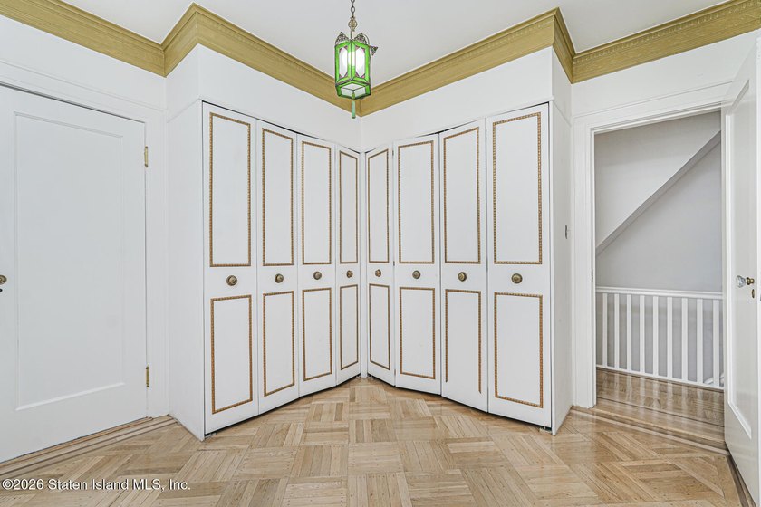 Come and see this magnificent one family detached home in the - photo 22